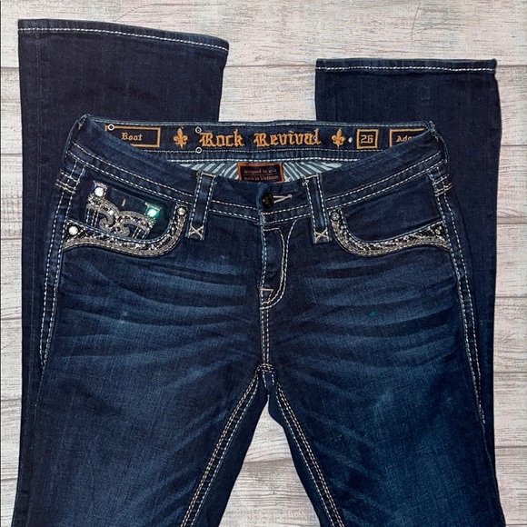 Women’s Rock Revival jeans